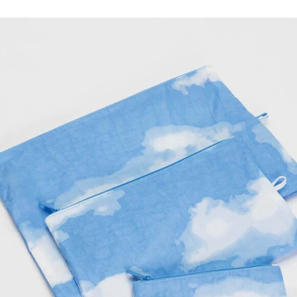 NWOT Baggu Go Pouch Large - Clouds - Picture 3 of 3